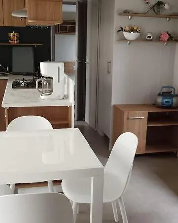 Mobil-home 6-8 Places